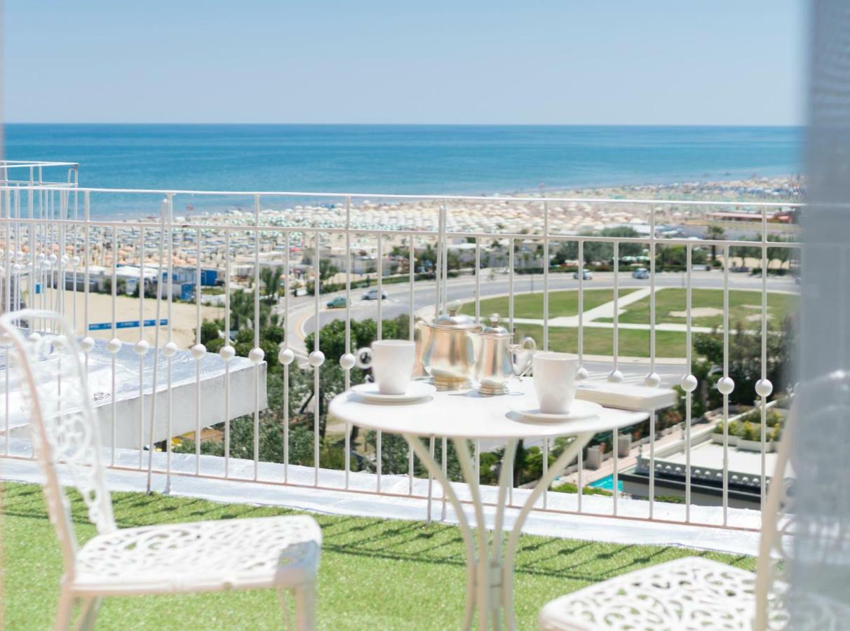 Hotel Milton Rimini Eksteriør billede